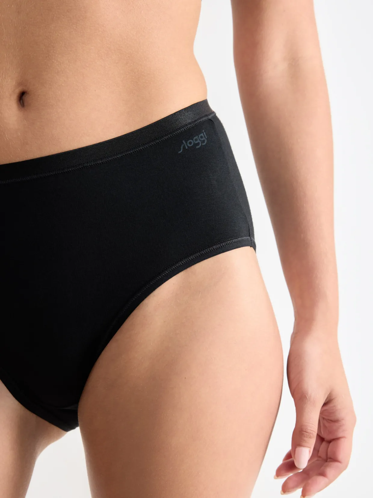 Sloggi 2 culottes midi + 1 gratuite Go Daily