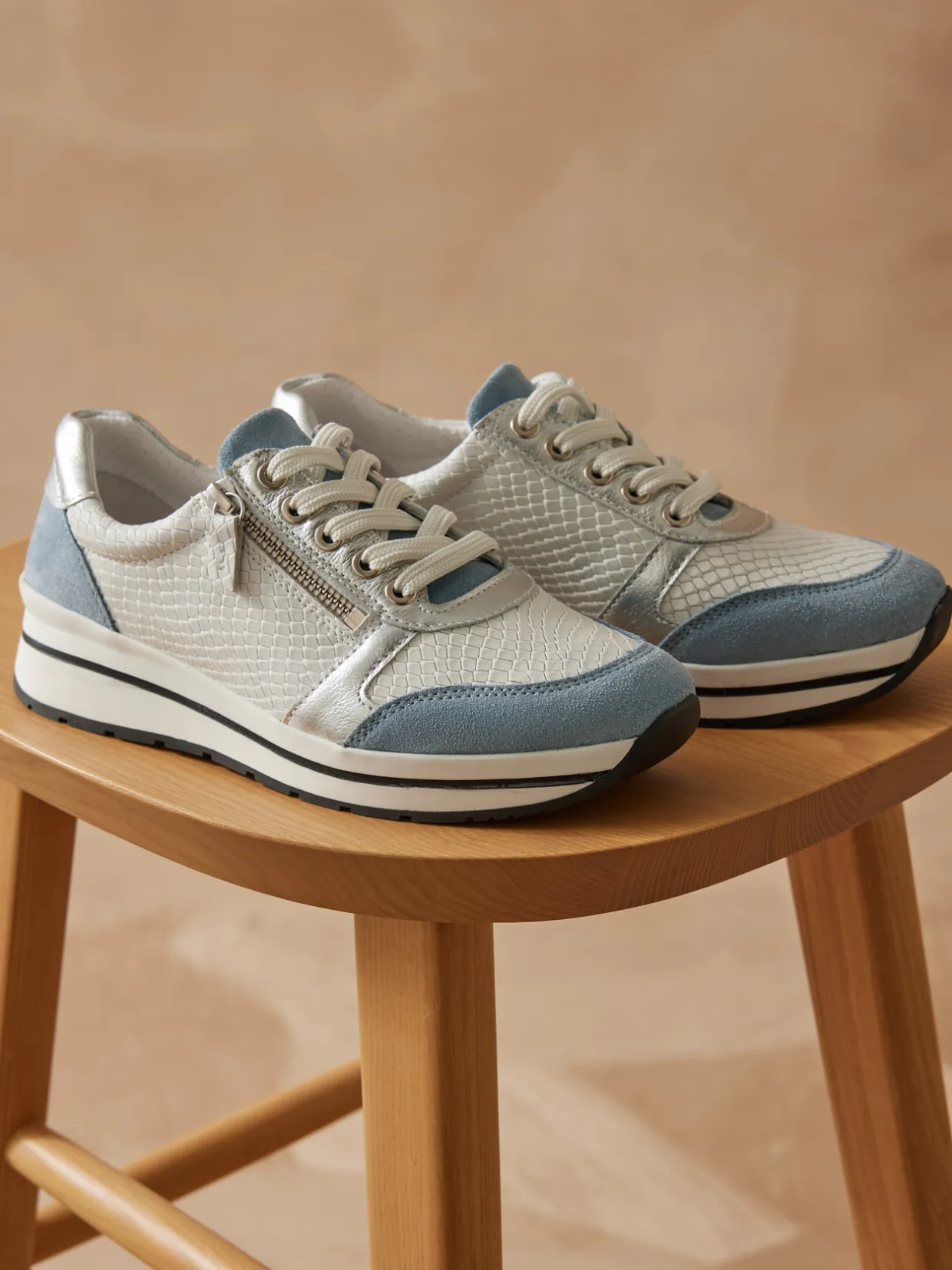 Femme Pédiconfort Baskets avec zip et lacets