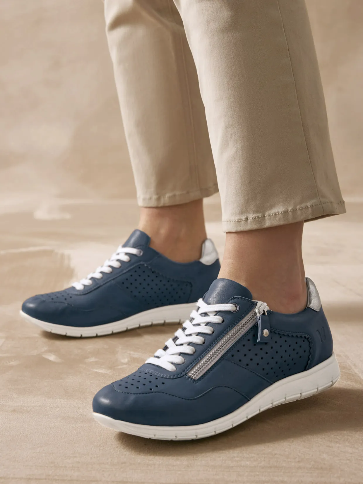 Femme Pédiconfort Baskets cuir à aérosemelle® amovible