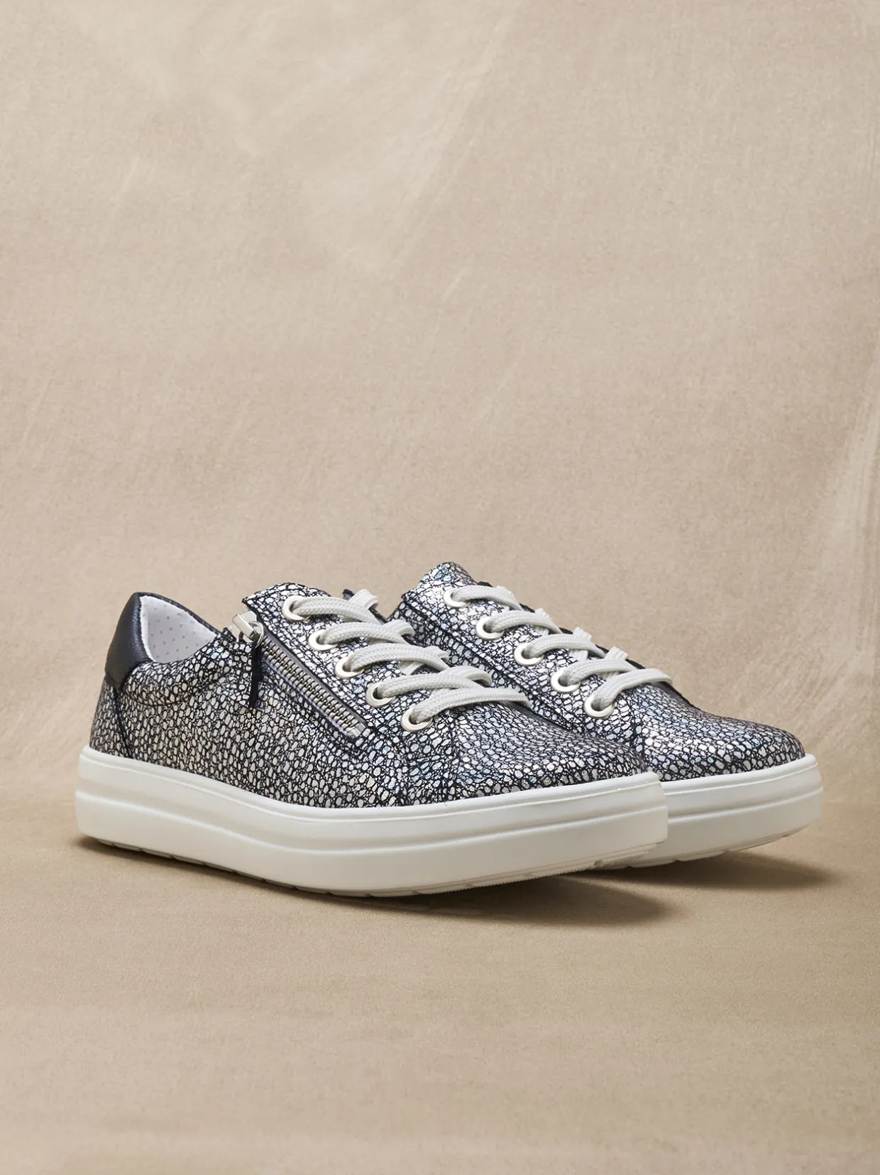 Femme Pédiconfort Baskets cuir avec zip et lacets