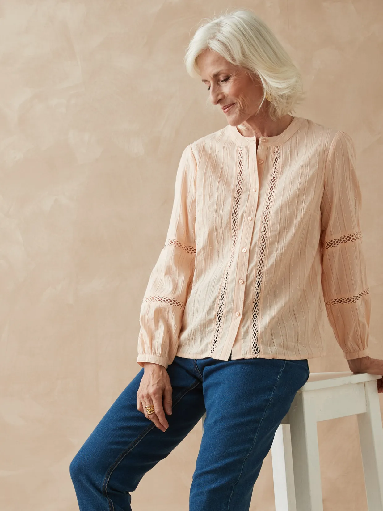Femme Daxon Blouse avec jeu de macramé