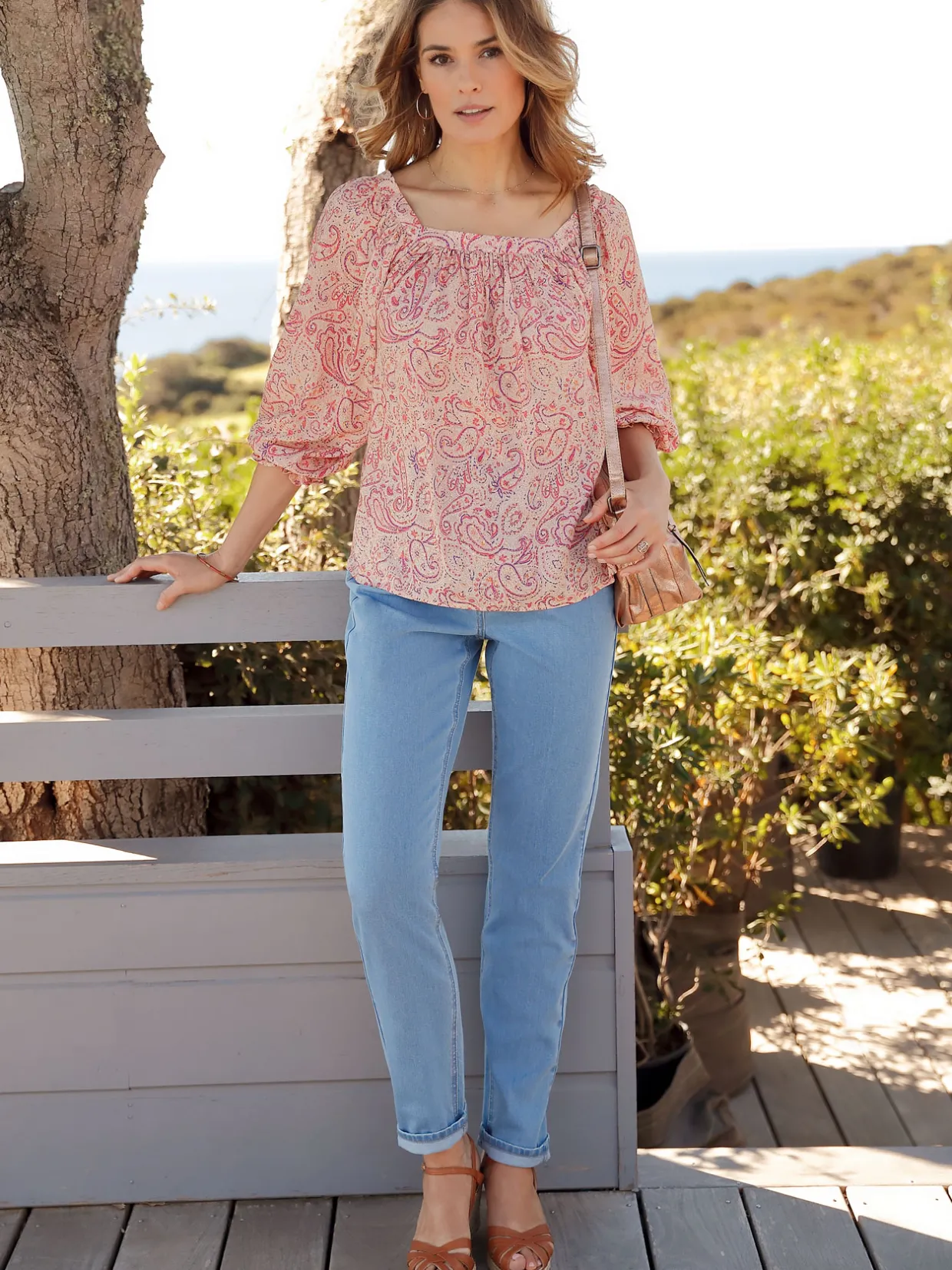 Femme Daxon Blouse encolure carrée