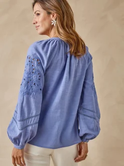 Femme Daxon Blouse manches brodées