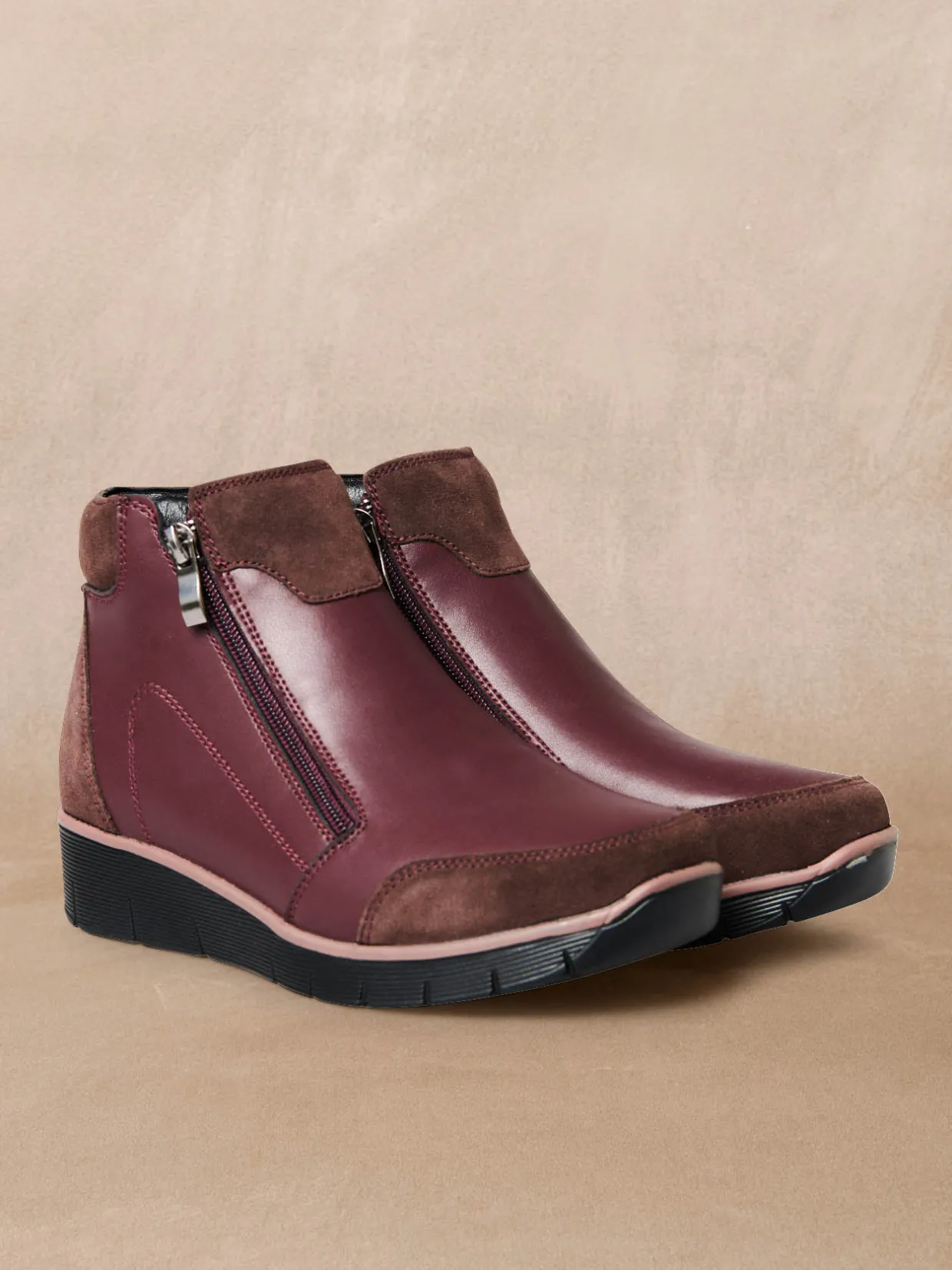 Femme Pédiconfort Boots compensées zippées