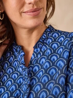 Femme Daxon Chemisier en crêpe col montant volanté