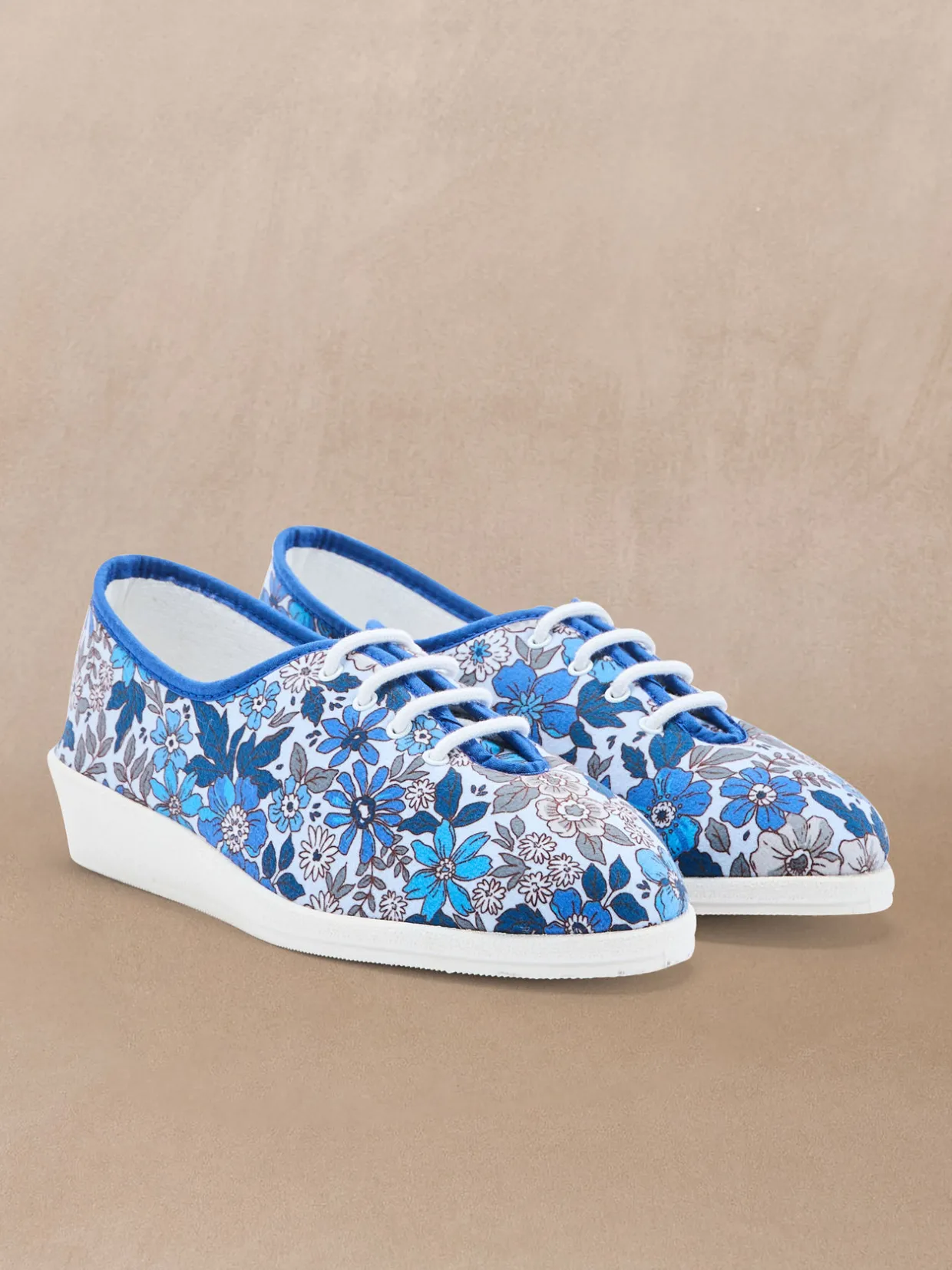 Femme Pédiconfort Derbies en toile intérieur éponge