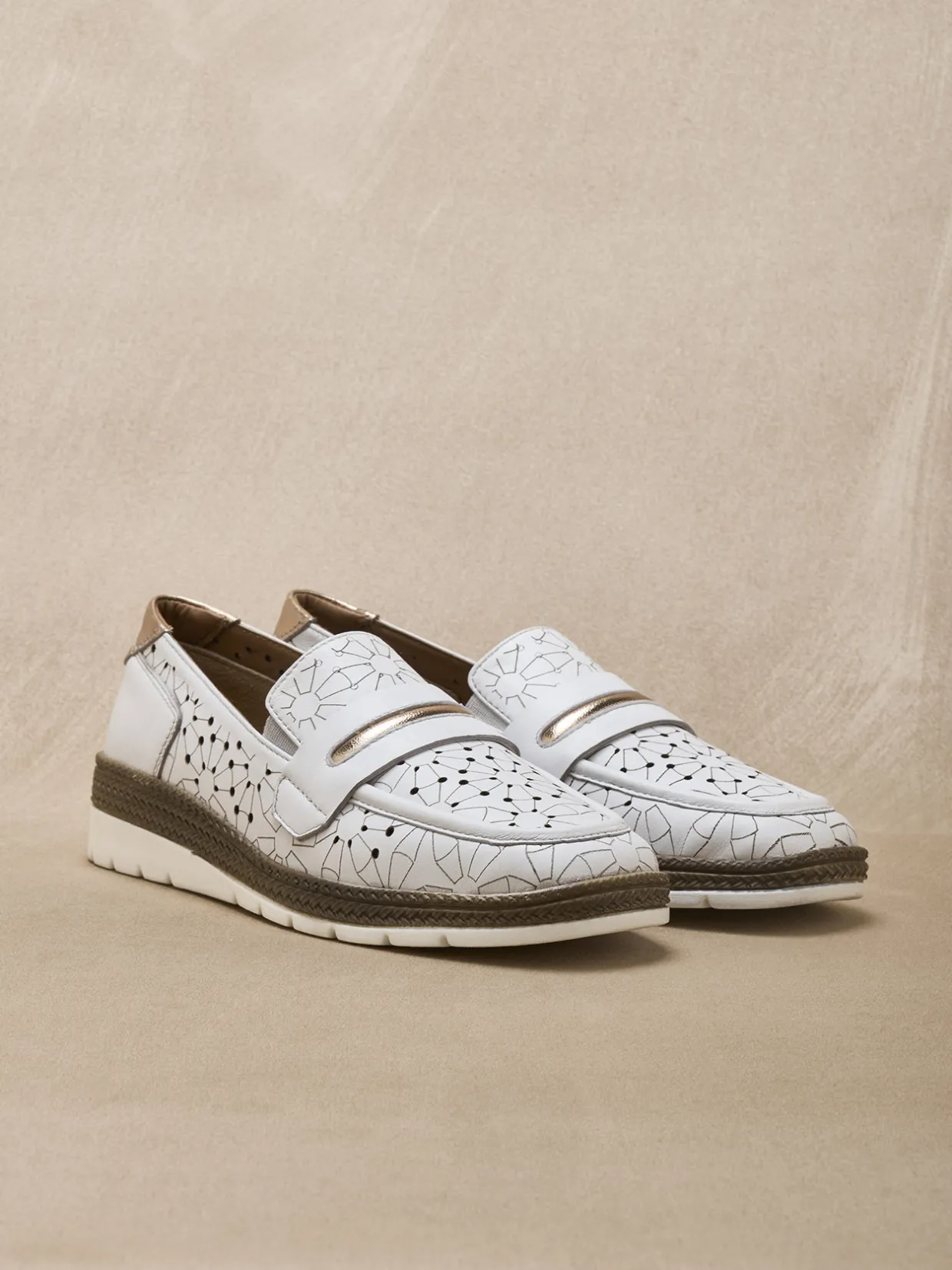 Femme Pédiconfort Mocassins cuir élastiqués côtés