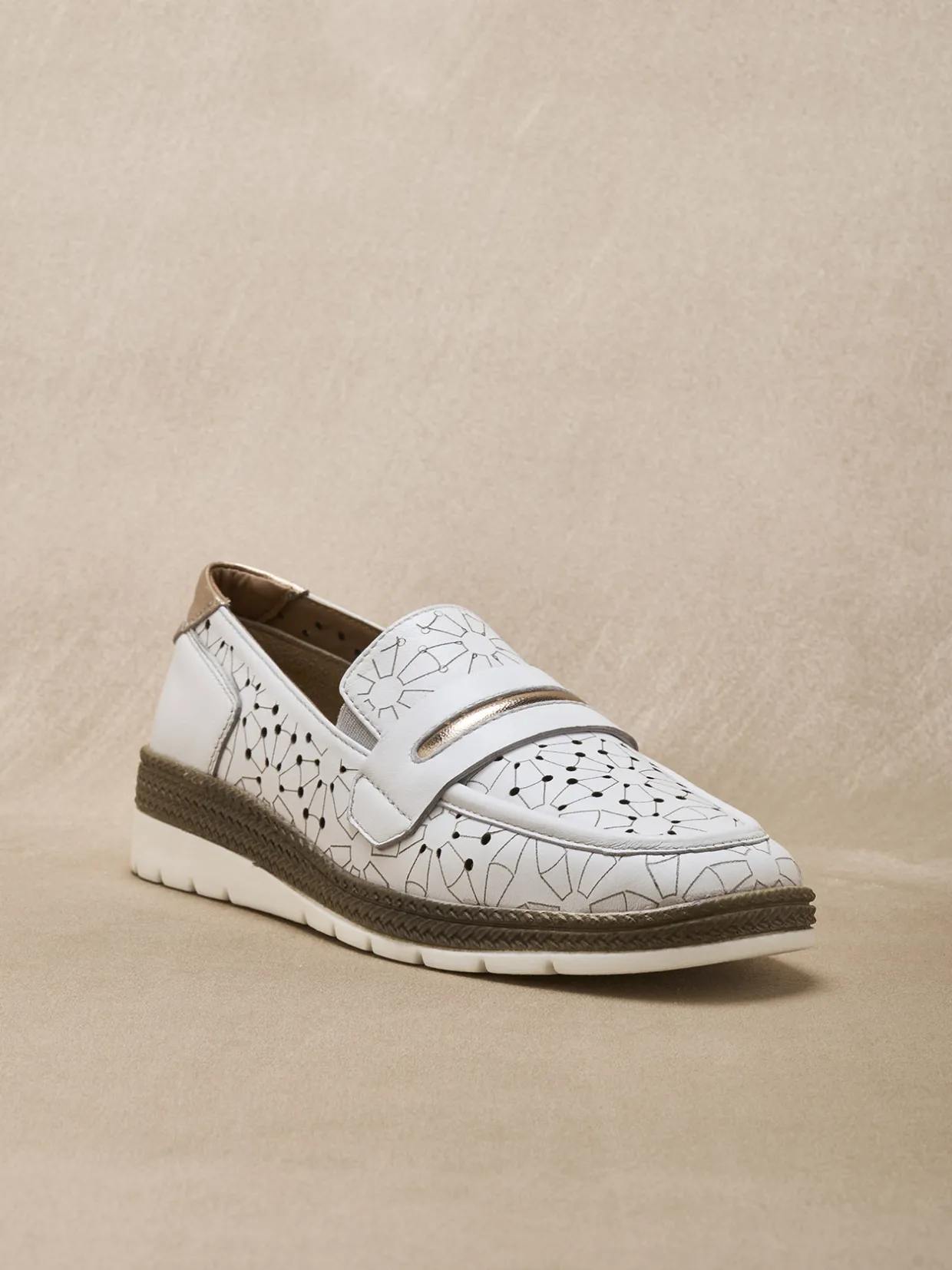 Femme Pédiconfort Mocassins cuir élastiqués côtés