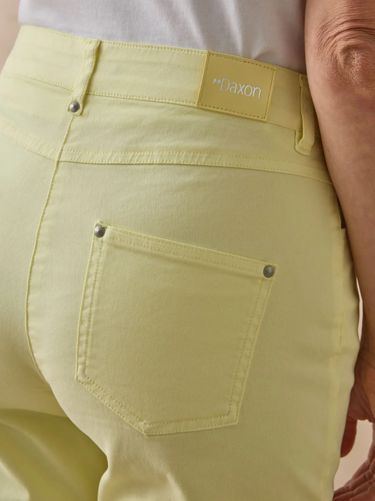 Femme Daxon Pantacourt élastiqué en gabardine