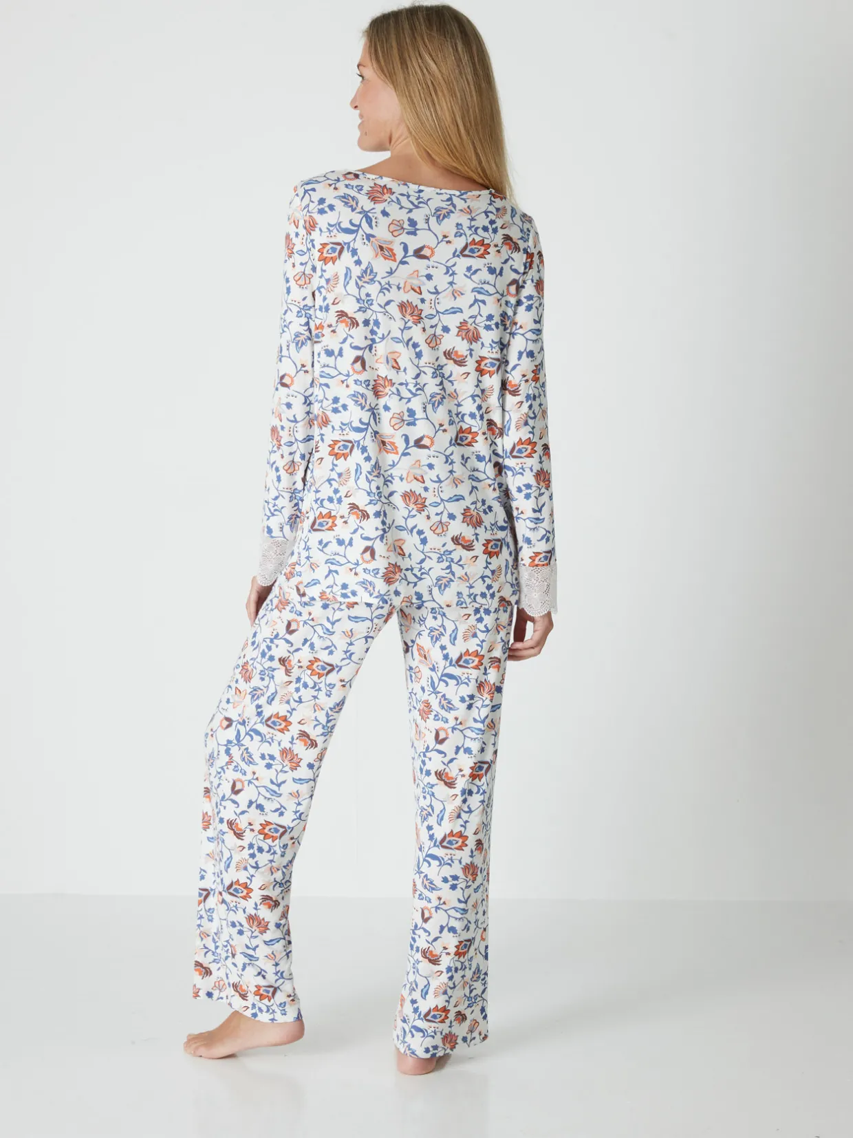 Daxon Pyjama empiècement dentelle