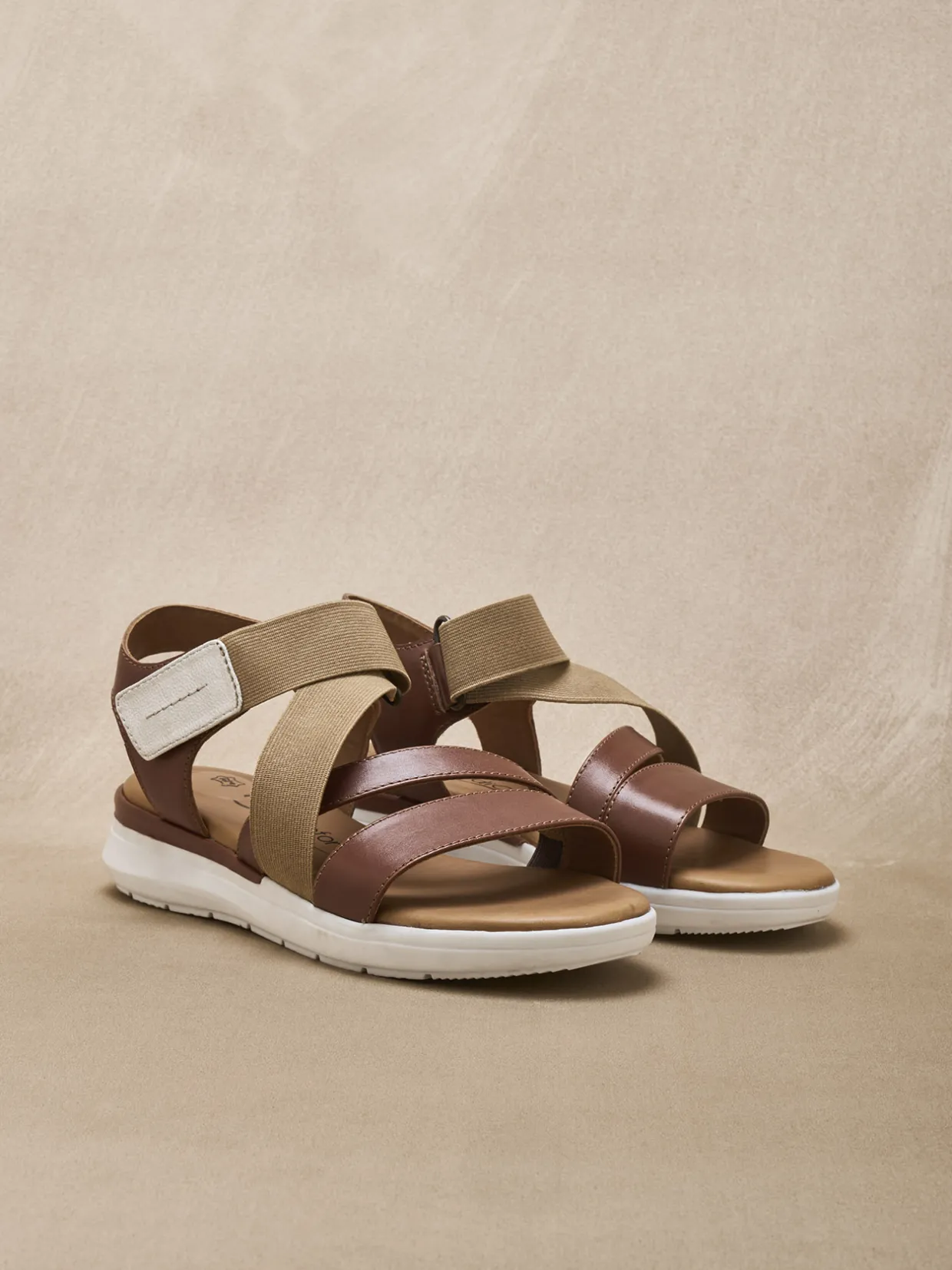 Femme Pédiconfort Sandales cuir à scratch et élastiques