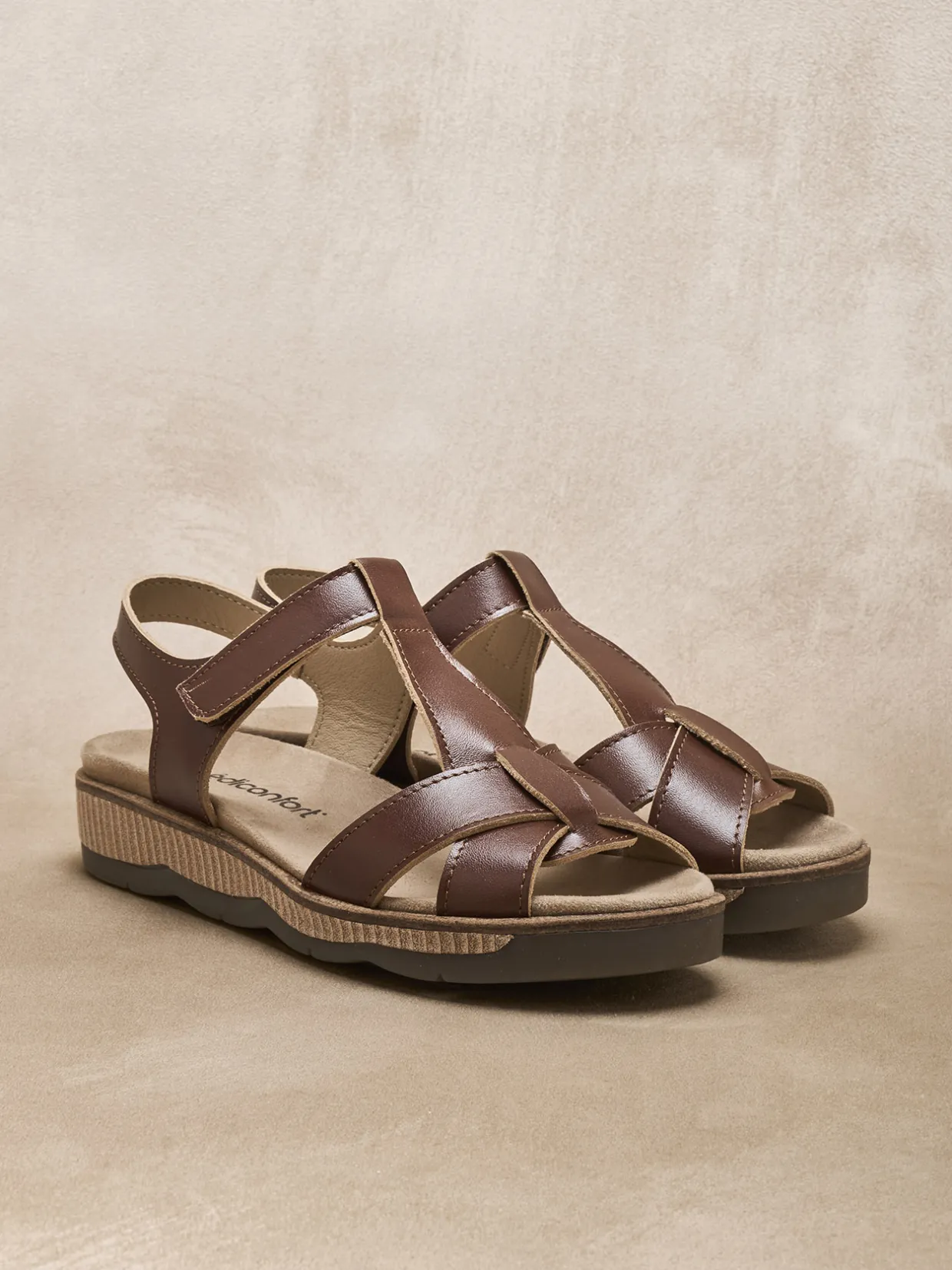 Femme Pédiconfort Sandales scratch à aérosemelle amovible