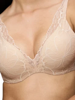 Triumph Soutien-gorge Body Make-Up Illusion Lace