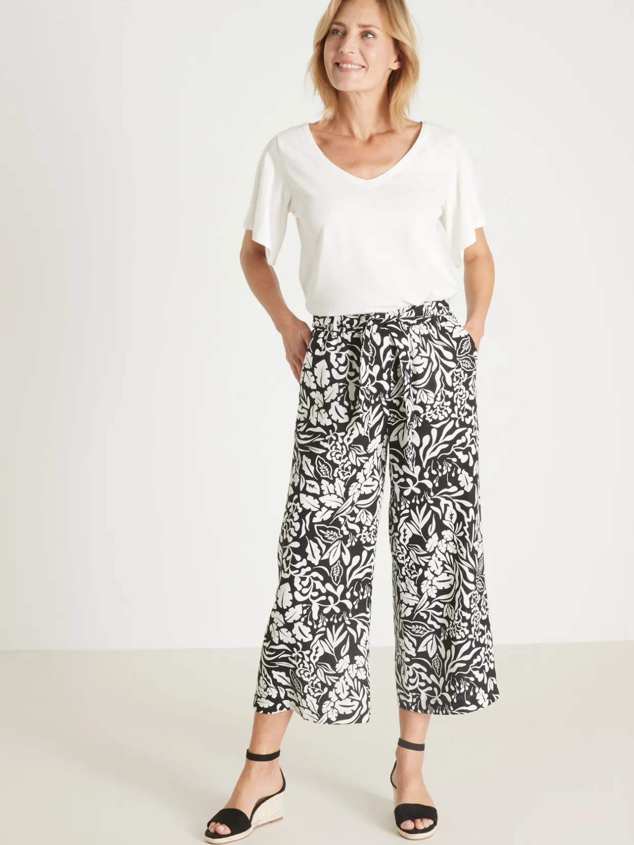 Femme Daxon Tee-shirt avec dentelle au dos