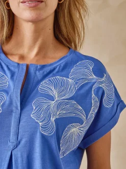 Femme Daxon Tee-shirt brodé encolure tunisienne