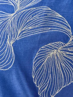 Femme Daxon Tee-shirt brodé encolure tunisienne