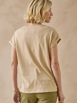 Femme Daxon Tee-shirt brodé encolure tunisienne