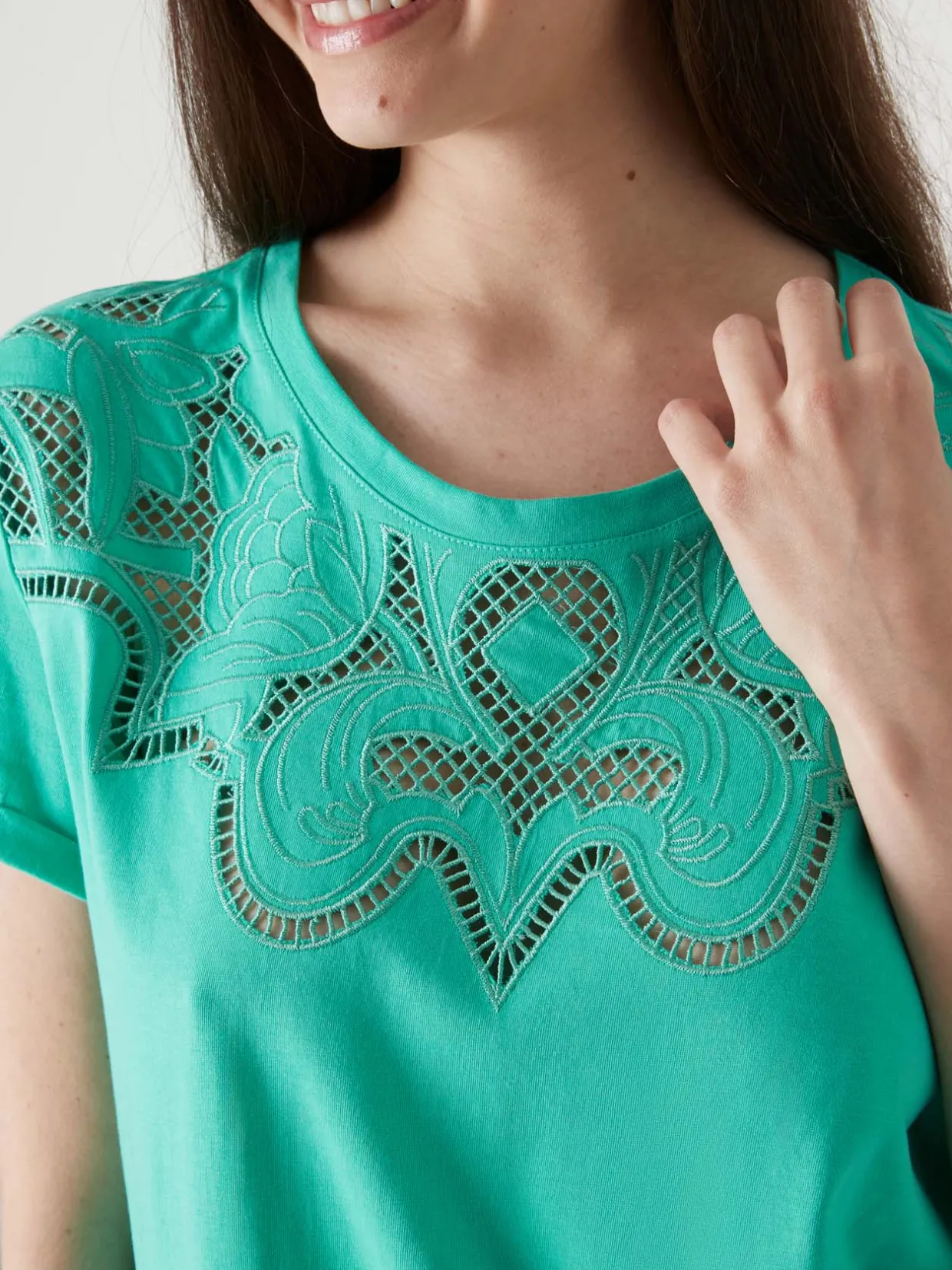 Femme Daxon Tee-shirt coton à broderies ajourées