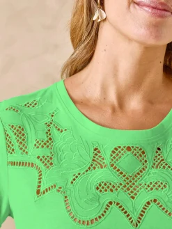 Femme Daxon Tee-shirt coton à broderies ajourées