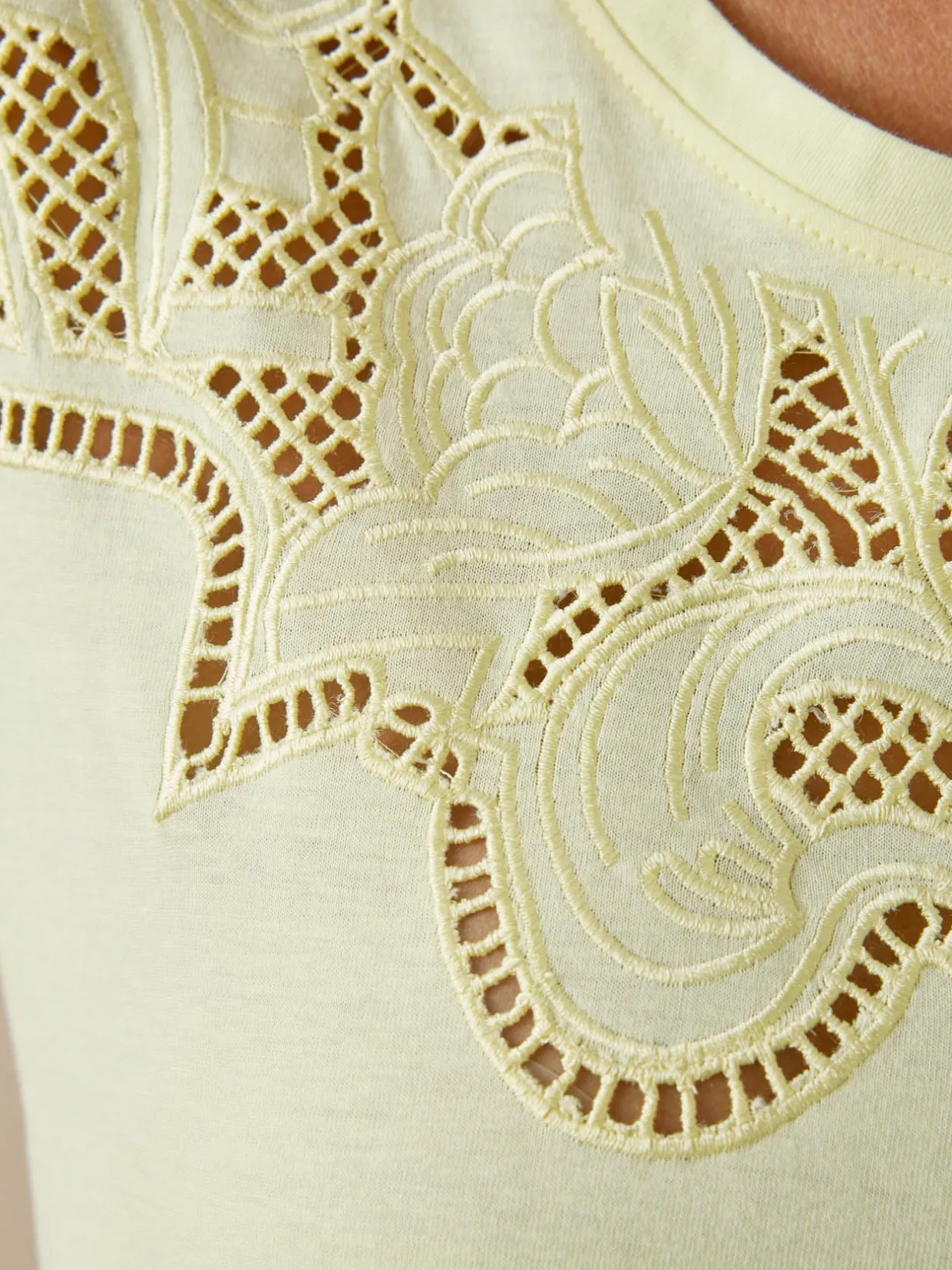 Femme Daxon Tee-shirt coton à broderies ajourées