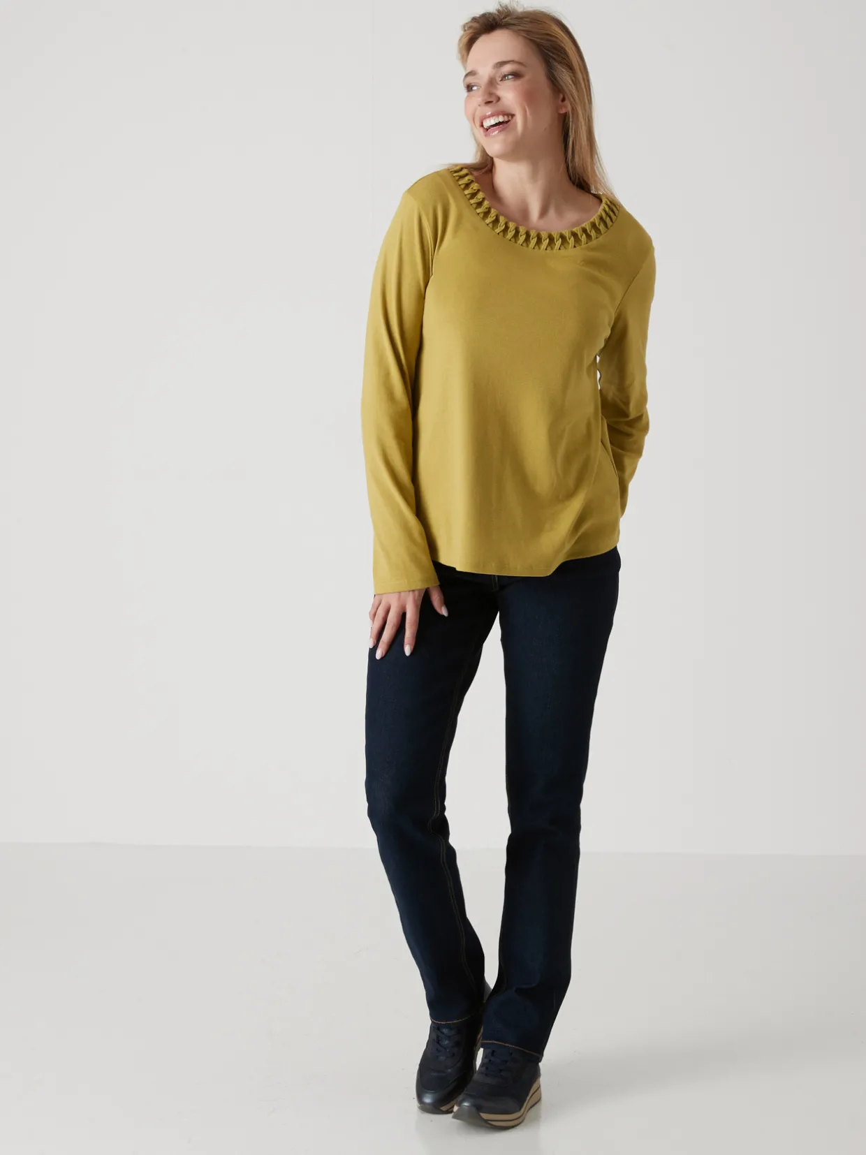 Femme Daxon Tee-shirt fluide encolure fantaisie